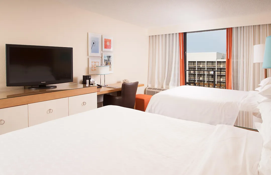 Sheraton Orlando Lake Buena Vista Resort - Newly Renovated!-1